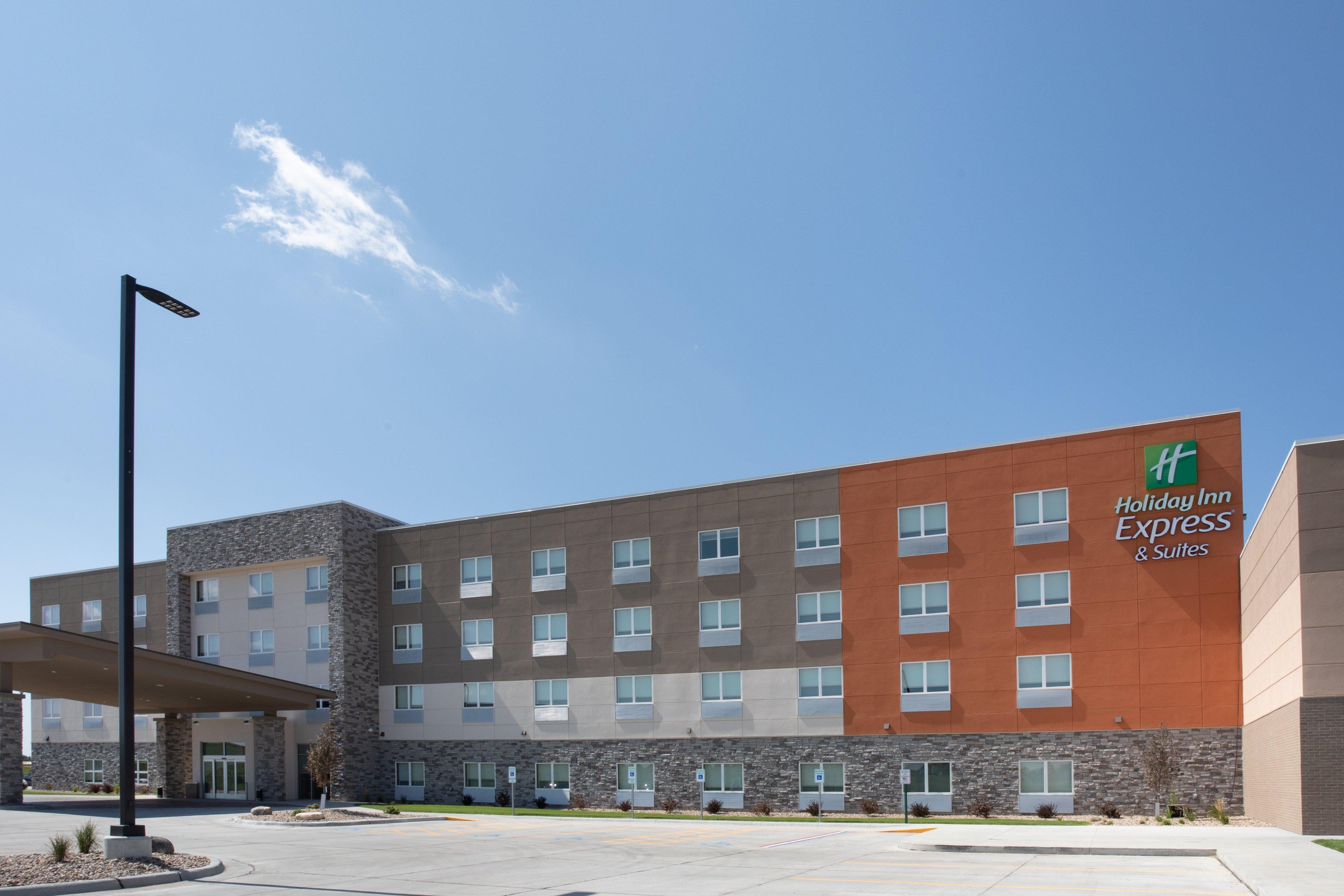 Holiday Inn Express & Suites Sioux City North - Event Center By Ihg Dakota Dunes Exterior foto